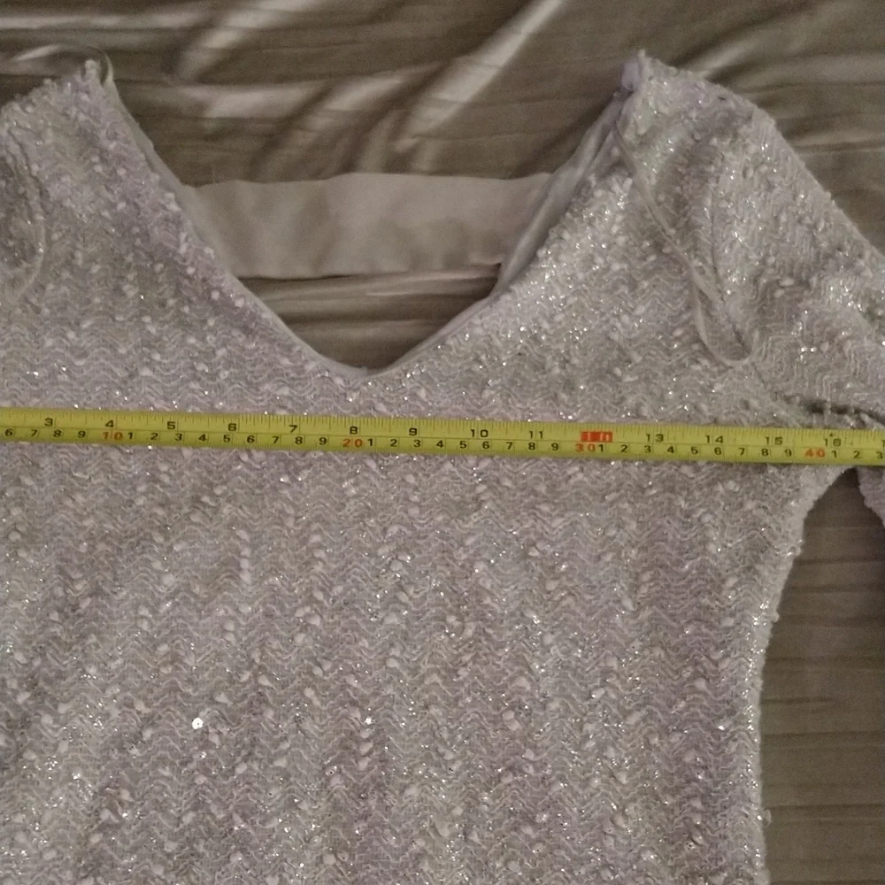Jennifer Lopez Long Sleeve Top - Picture 3 of 7